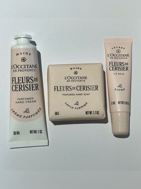 L’Occitane Fleurs de Cerisier Set